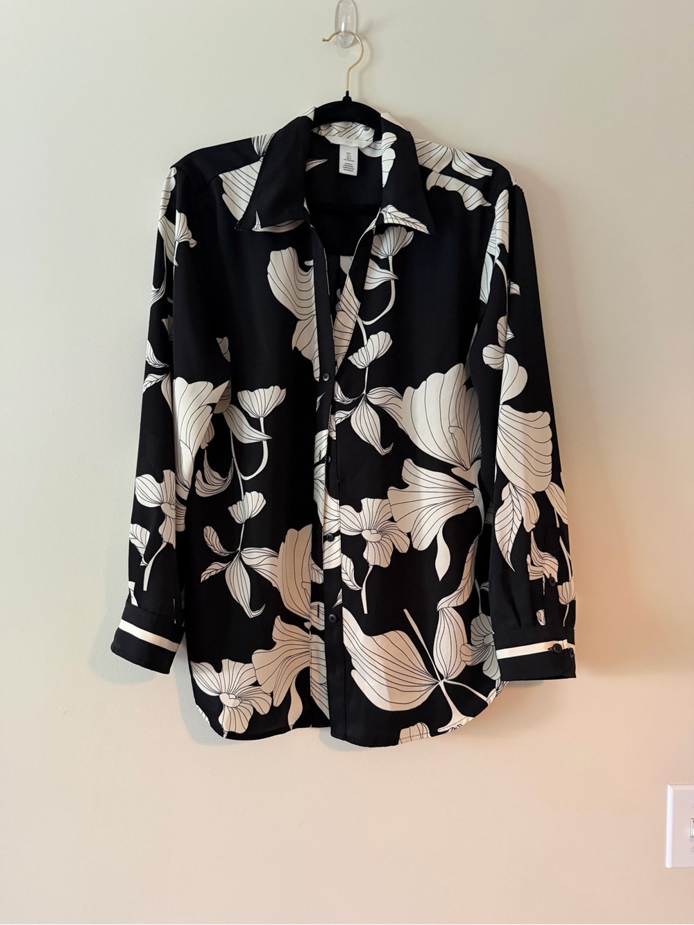 H&M Black and White Floral Shirt Jacket